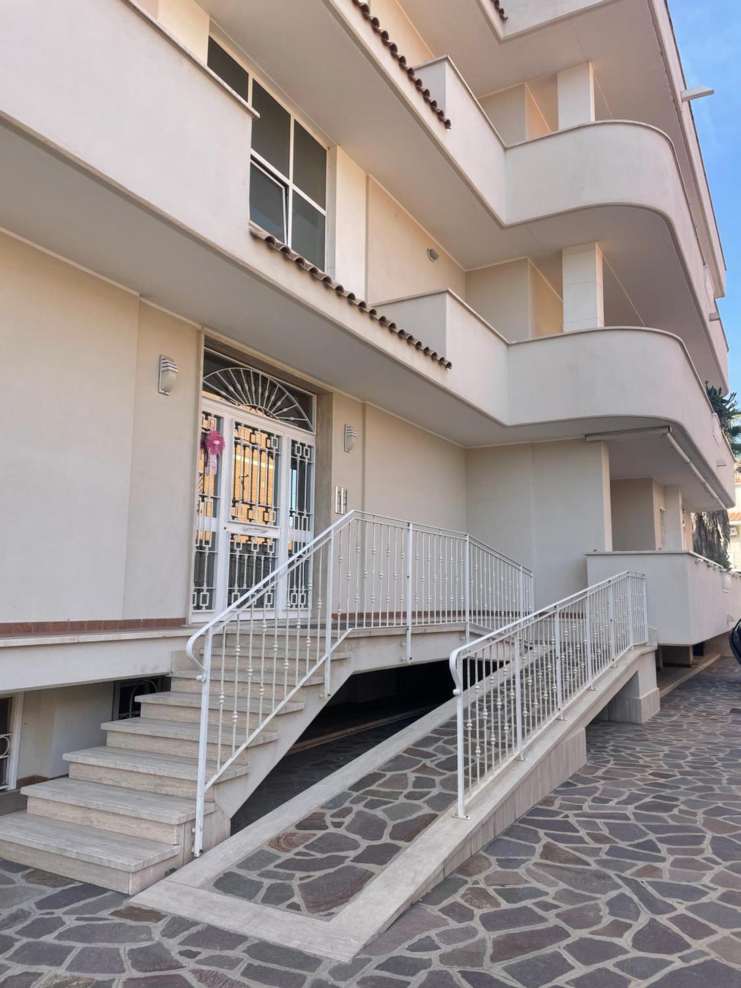 With Parking Near The Airport And Fiumicino